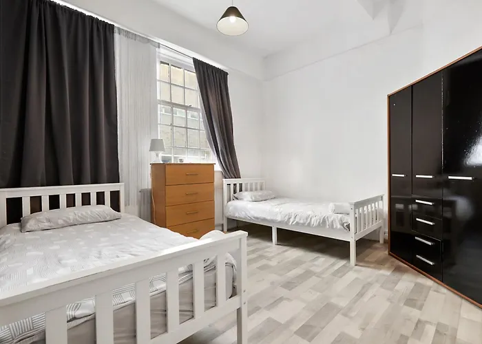 Cozy Twin Bed Retreat In City Center